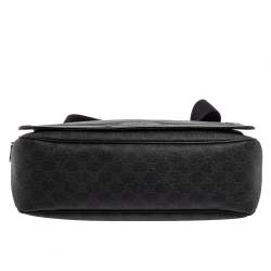 Gucci Black GG Supreme Canvas Messenger Bag