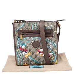 مملوكة مسبقًا Gucci x Disney Beige GG Supreme Canvas and Leather Donald Duck Messenger Bag