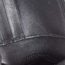 مملوكة مسبقًا محفظة غوتشي بطيتين ويب جلد غوتشيسيما سوداء