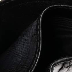 Pre Owned محفظة غوتشي جلد غوتشيسيما أسود ثنائي الطي