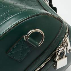 مملوكة مسبقًا Gucci Green Guccissima Leather Duffel Bag