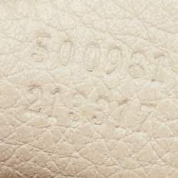 مملوكة مسبقًا Gucci White Leather Logo Print Zip Pouch