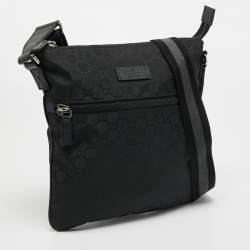 Pre Owned Gucci Black GG Nylon Small Flat Messenger bag