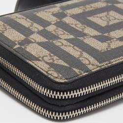 Gucci Black/Beige Printed GG Supreme and Leather Zip Around Travel Clutch