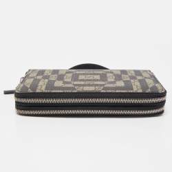 Gucci Black/Beige Printed GG Supreme and Leather Zip Around Travel Clutch
