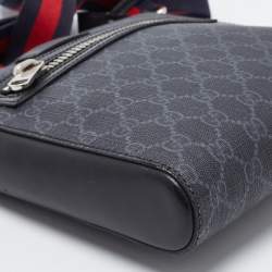 Gucci Black GG Supreme Canvas Small Messenger Bag