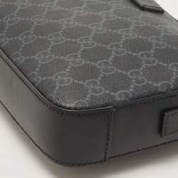 Gucci Black/Grey GG Supreme Canvas Wristlet Pouch