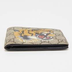 Gucci Beige GG Supreme Canvas Tiger Print Bifold Wallet