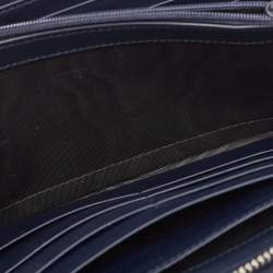 Pre Owned Gucci Navy Blue Microguccissima Leather Zip Around Travel Wallet