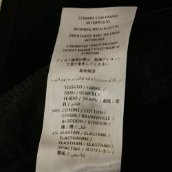 مملوكة مسبقًا بنطلون جينز غوتشي سكيني قطن باللون الأسود مع تفاصيل الحزام مقاس كبير جدا - خصر 34 بوصة