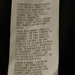 مملوكة مسبقًا تي شيرت غووتشي رقبة مستديرة جيرسي طبعة شعار أسود مقاس كبير