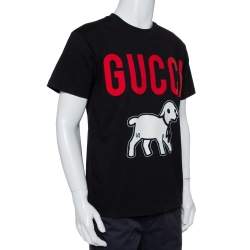 مملوكة مسبقًا تي شيرت غوتشي كبير الحجم رقبة مستديرة قطن مطبوع خروف و شعار الماركة أسود مق اس صغير جداً (اكس سمول)