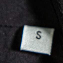 مملوكة مسبقًا جاكت غوتشي تفاصيل إبليك نمر نمط مخطط خامة صناعية أسود مقاس صغير