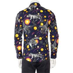 Pre Owned قميص غوتشي قطن مطبوع حيوانات ونباتات أزرق كحلي بأزرار أمامية مقاس صغير - سمول