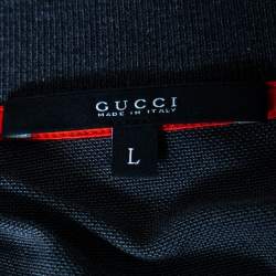 Pre Owned تي شيرت بولو غوتشي قطن رصاصي بيكية مطبوع شارة شعار الماركة مقاس كبير (لارج)