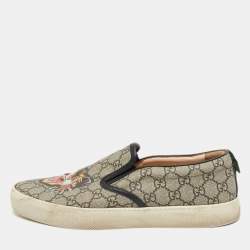 Gucci Black/Beige GG Supreme Canvas Tiger Print Slip On Sneakers Size 43