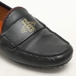 Pre Owned Gucci Black Leather Bee Loafers Size 42