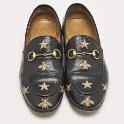 مملوكة مسبقًا حذاء لوفرز غوتشي جوردان جلد أسود مطرز نجوم ونحل هورسبيت مقاس 38.5