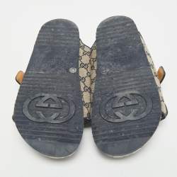 Pre Owned Gucci Beige/Navy Blue GG Canvas Double Strap Slide Sandals Size 42