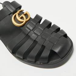 Pre Owned Gucci Black Rubber GG Marmont and Tiger Embellished Buckle Strap Flat Sandals Size 41