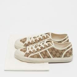 مملوكة مسبقًا Gucci Brown/Cream Canvas and Leather Chunky B Low Top Sneakers Size 43