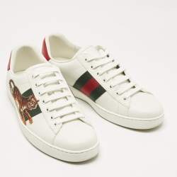 مملوكة مسبقًا حذاء رياضي غوتشي آيس جلد أبيض يمر بتطريز نمر بظهر منخفض مقاس 43