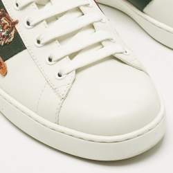 مملوكة مسبقًا حذاء رياضي غوتشي آيس جلد أبيض يمر بتطريز نمر بظهر منخفض مقاس 43