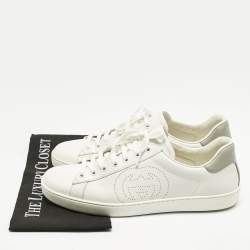 Pre Owned حذاء رياضي غوتشي جلد أبيض/رمادي منقوش جي جي ايس مقاس 44.5