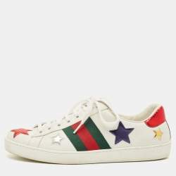 مملوكة مسبقًا حذاء رياضي غوتشي منخفض من أعلى ويبس نجوم معدنية جلد أبيض مقاس 42.5