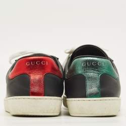 مملوكة مسبقًا حذاء رياضي غوتشي بطبعة ثعبان بحافة منخفضة جلد أسود مقاس 42.5