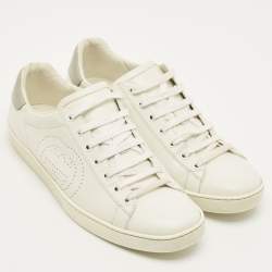 مملوكة مسبقًا Gucci Interlocking G Size 41 White/Grey Leather Lace Up Sneakers