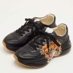 مملوكة مسبقًا حذاء رياضي غوتشي برقبة منخفضة تايغر ريتون جلد أسود مقاس 41.5