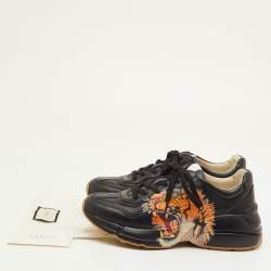 مملوكة مسبقًا حذاء رياضي غوتشي برقبة منخفضة تايغر ريتون جلد أسود مقاس 41.5