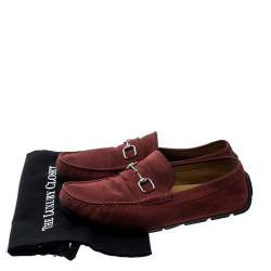 مملوكة مسبقًا حذاء لوفرز غوتشي سويدي أحمر هورسبيت مقاس 44