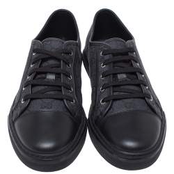 مملوكة مسبقًا حذاء رياضي غوتشي منخفض من أعلى كانفاس GG و جلد كحلي/ أسود مقاس  43