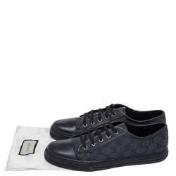 مملوكة مسبقًا حذاء رياضي غوتشي منخفض من أعلى كانفاس GG و جلد كحلي/ أسود مقاس  43