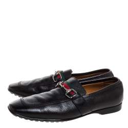 مملوكة مسبقًا Gucci Black Leather Horsebit Web Detail Slip On Loafers Size 43