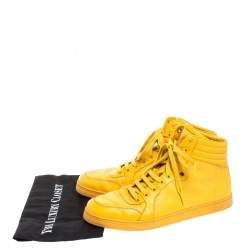 مملوكة مسبقًا حذاء رياضى غوتشى مرتفع من أعلى جلد ديامانت أصفر مقاس 44