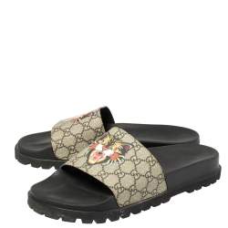 مملوكة مسبقًا Gucci Beige Coated Canvas GG Supreme Angry Cat Slide Sandals Size 45
