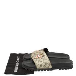 مملوكة مسبقًا Gucci Beige Coated Canvas GG Supreme Angry Cat Slide Sandals Size 45