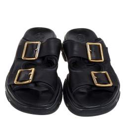 مملوكة مسبقًا Gucci Black Leather Aguru Buckle Slide Sandals Size 42