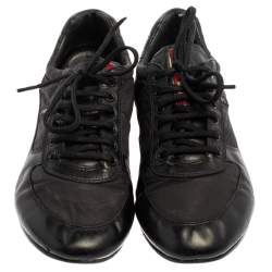 مملوكة مسبقًا حذاء رياضى برادا منخفض من أعلى جلد أسود مقاس 41.5 