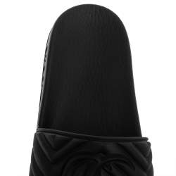 Pre Owned Gucci Black Rubber Matelasse Slide Sandals Size 41