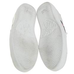 مملوكة مسبقًا حذاء رياضي غوتشي إيس بتطريز نمر عنق منخفض جلد أبيض مقاس 45