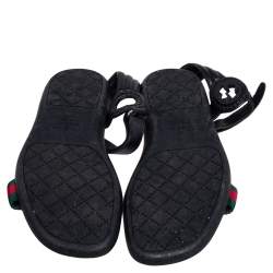 Pre Owned صندل فلات غوتشي ويب كانفاس وجلد أسود سير كاحل مقاس 42