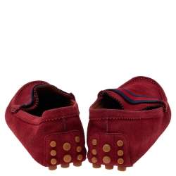 Pre Owned حذاء لوفرز غوتشي سليب أون ويب سويدي أحمر مقاس 44