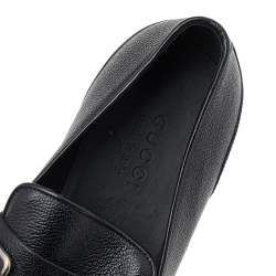 مملوكة مسبقًا Gucci Black Leather Horsebit Loafers Size 42