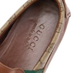 مملوكة مسبقًا Gucci Brown Leather And GG Coated Canvas Web Detail Slip On Loafers Size 39.5