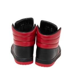 مملوكة مسبقًا حذاء رياضي غوتشي نيو براغا كاريبو جلد أحمر/أسود بعنق مرتفع مقاس 41.5