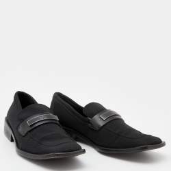 Pre Owned حذاء لوفرز غوتشي سليب أون كانفاس أسود مقاس 37.5